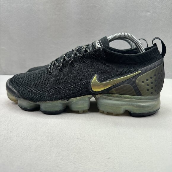 Mens‎ Size 9.5 Nike Air VaporMax Flyknit 2 Shoes Black / Gold Running Sneakers